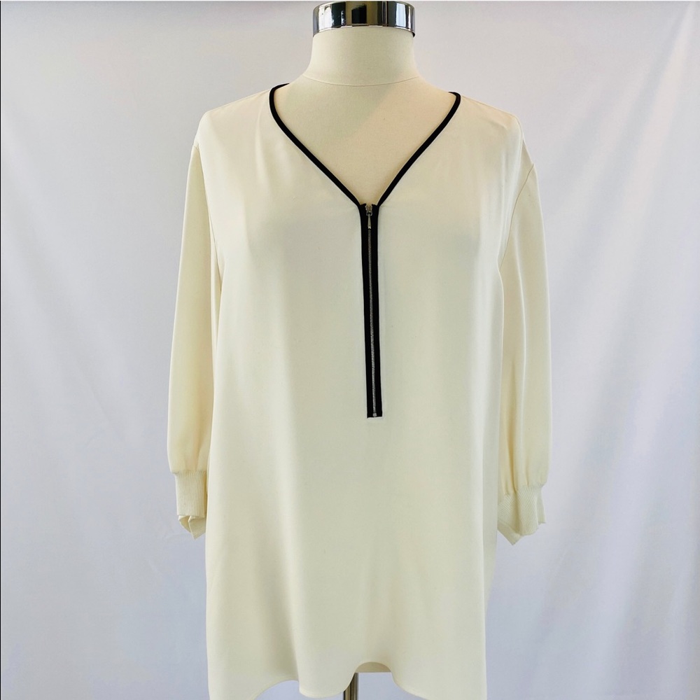A Lafayette 148 Off White Blouse w/ Black Piping